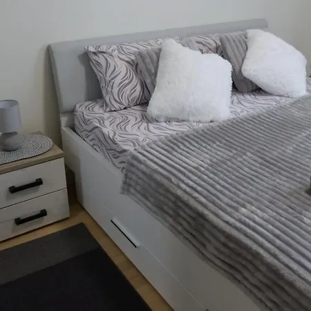 Waterfront - Free Parking - Echo Apartament